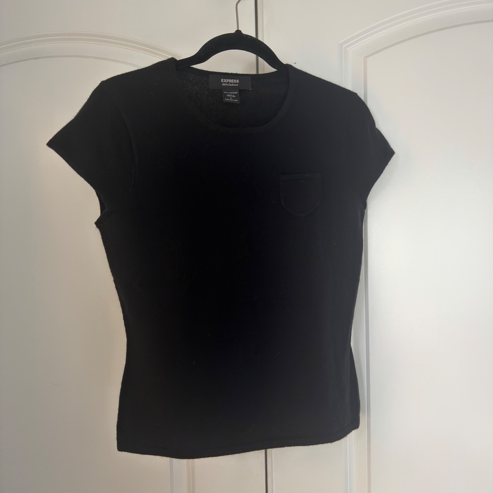 Express Womens 100% Cashmere Short Sleeve Crew Neck Pocket Sweater Black Large